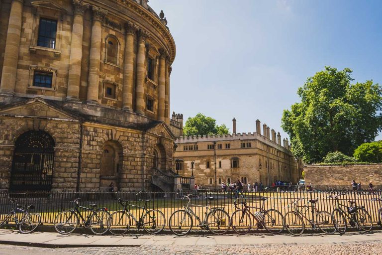 This photo shows Radcliffe Camera, one of Oxford's main attractions. We took this fantastic Oxford day trip on our way from Bristol to London, England.